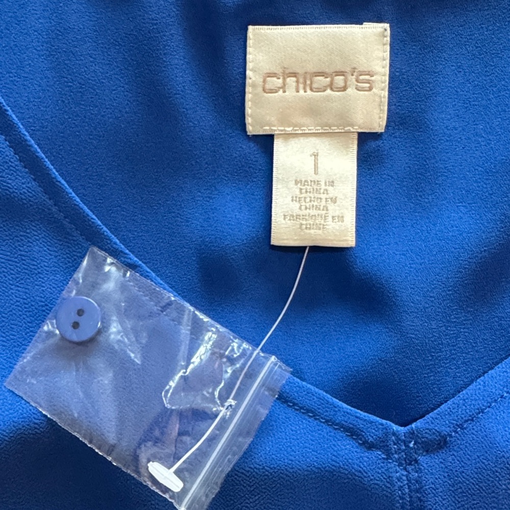 NWOT Chico’s Split Front Cobalt Blue Semi Sheer Tunic Top size 1 or Medium - Picture 9 of 16